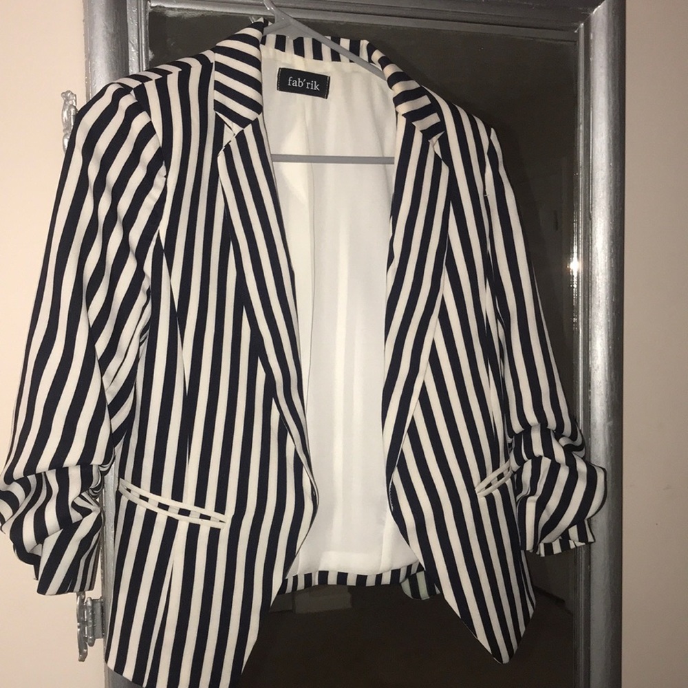 stripe, cropped, 3/4 sleeve blazer
